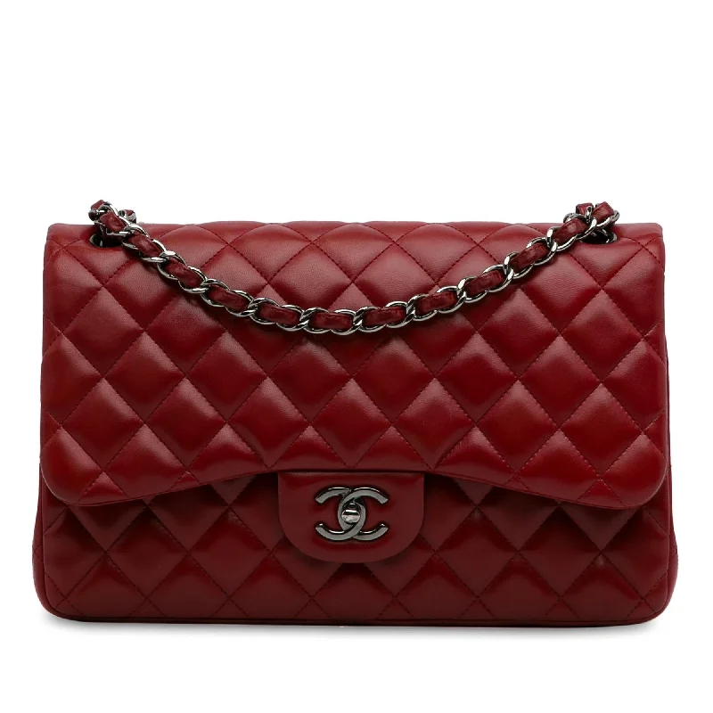 Chanel Jumbo Classic Lambskin Double Flap (SHG-vya5tL)