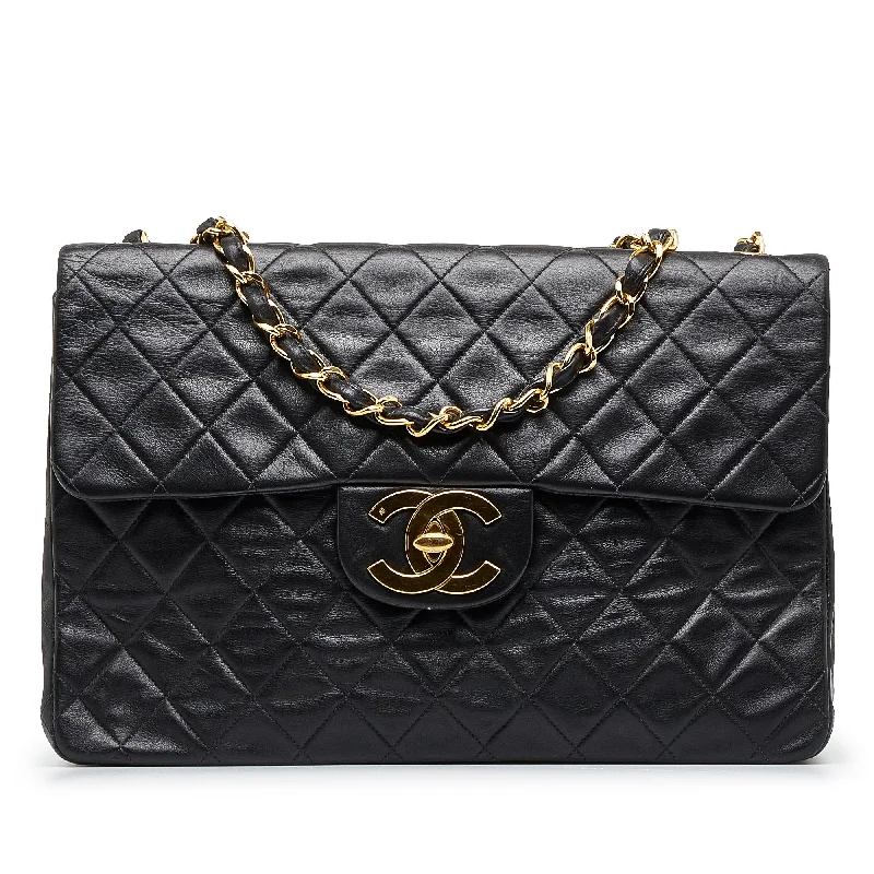 Chanel Maxi XL Classic Lambskin Single Flap (SHG-tSLYwQ)