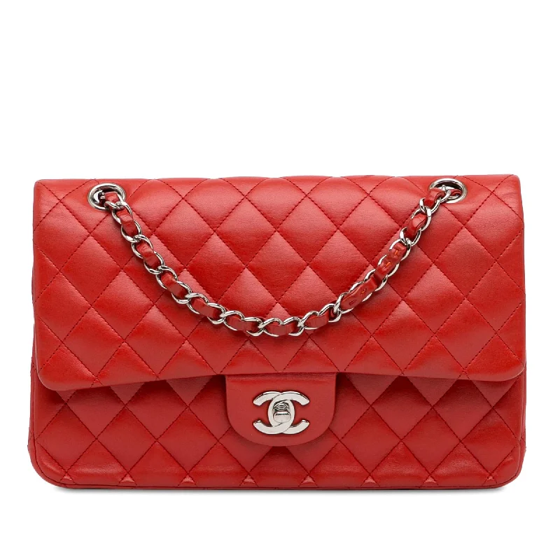 Chanel Medium Classic Lambskin Double Flap (SHG-6e5LDW)