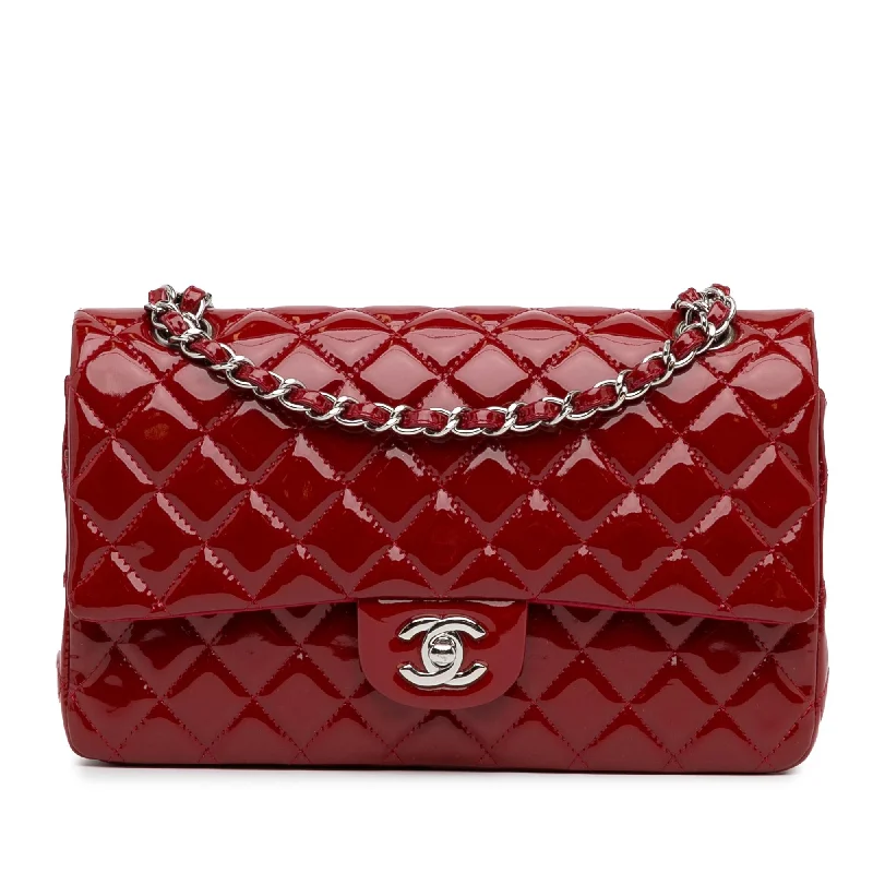 Chanel Medium Classic Patent Double Flap (SHG-aWKJWo)