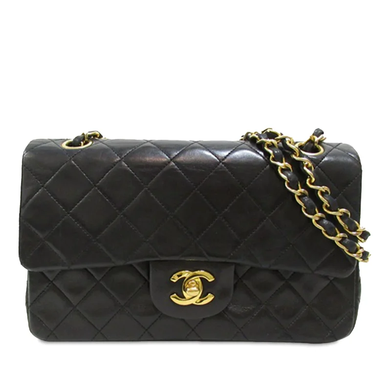 Chanel Small Classic Lambskin Double Flap (SHG-k39ucA)