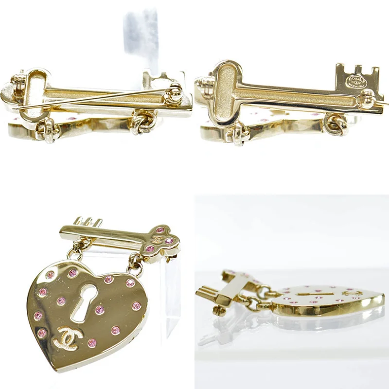 Chanel Brooch Heart Lock Key Gold Pink Rhinestone Pin Ladies