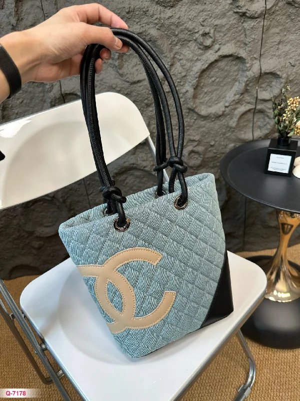 Chanel vintage handbag shoulder bag shopping bag