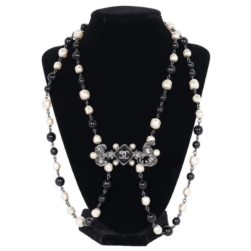 Pearl Bead Enamel CC Baroque Long Necklace (Authentic Pre-Owned)