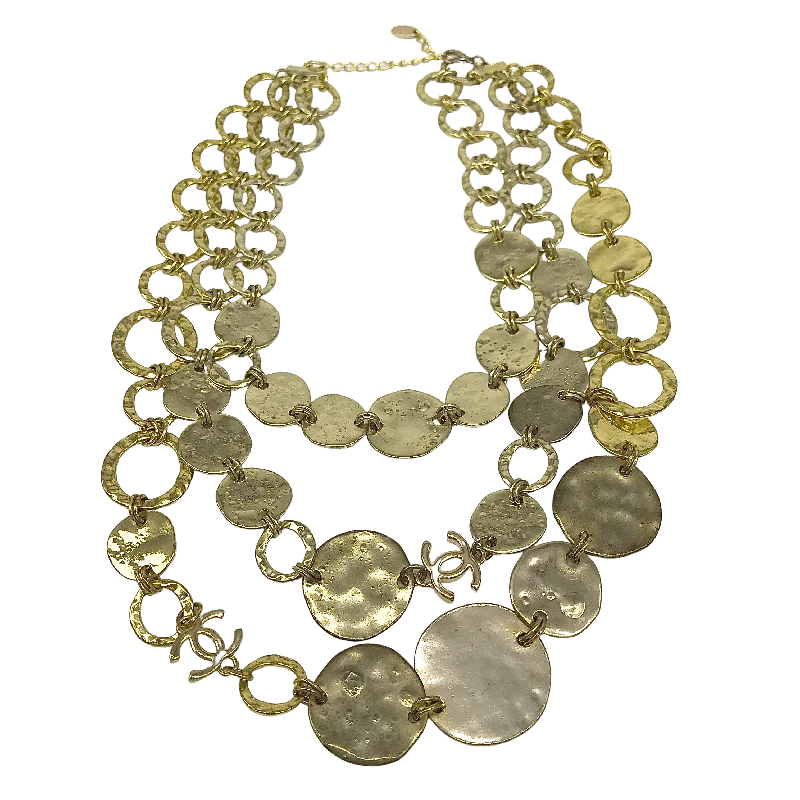 Vintage Chanel Necklace (COLLECTIBLE)