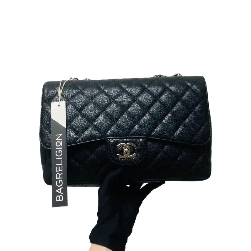 Single Flap Classic Jumbo in Black Caviar with SHW